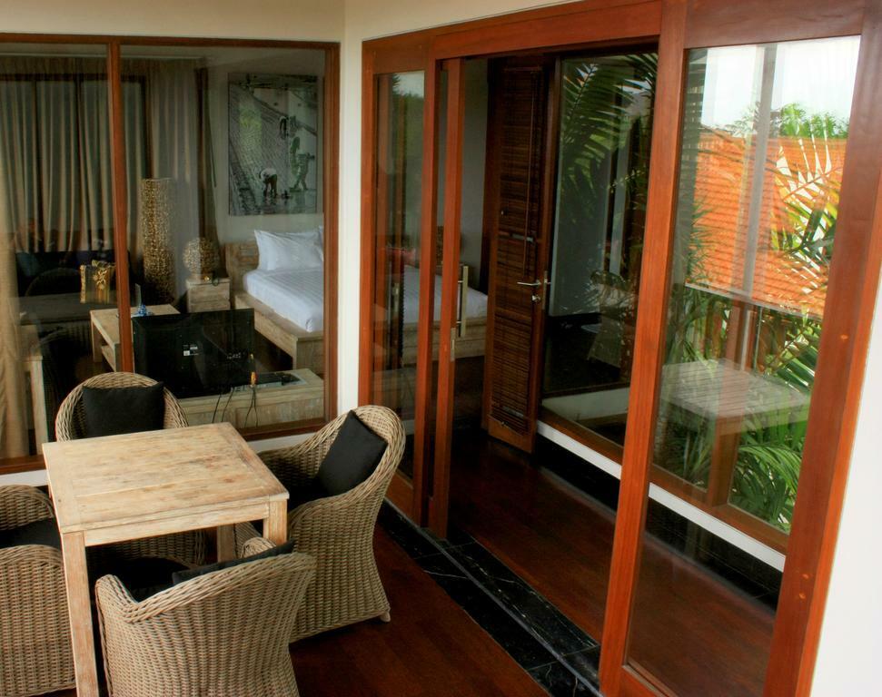 The Dipan Resort, Villas And Spa Seminyak Exterior foto